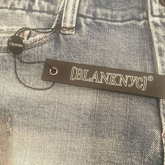 NWT Blank NYC ‘The Astor’ Denim Short Size 29 - Picture 6 of 14